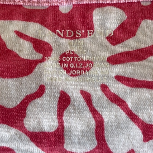 Lands’ End Tee - Picture 5 of 5